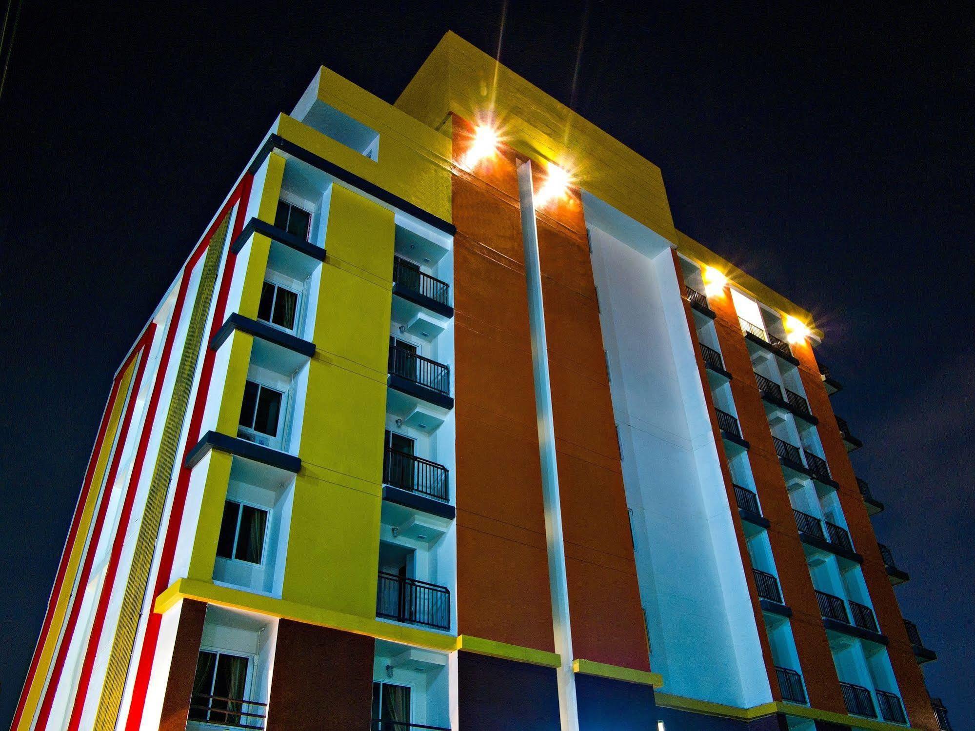 Nrv Place Apart Hotel Bangkok Zewnętrze zdjęcie