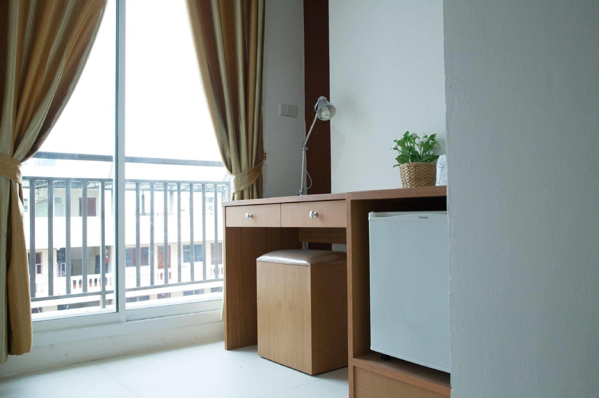 Nrv Place Apart Hotel Bangkok Zewnętrze zdjęcie