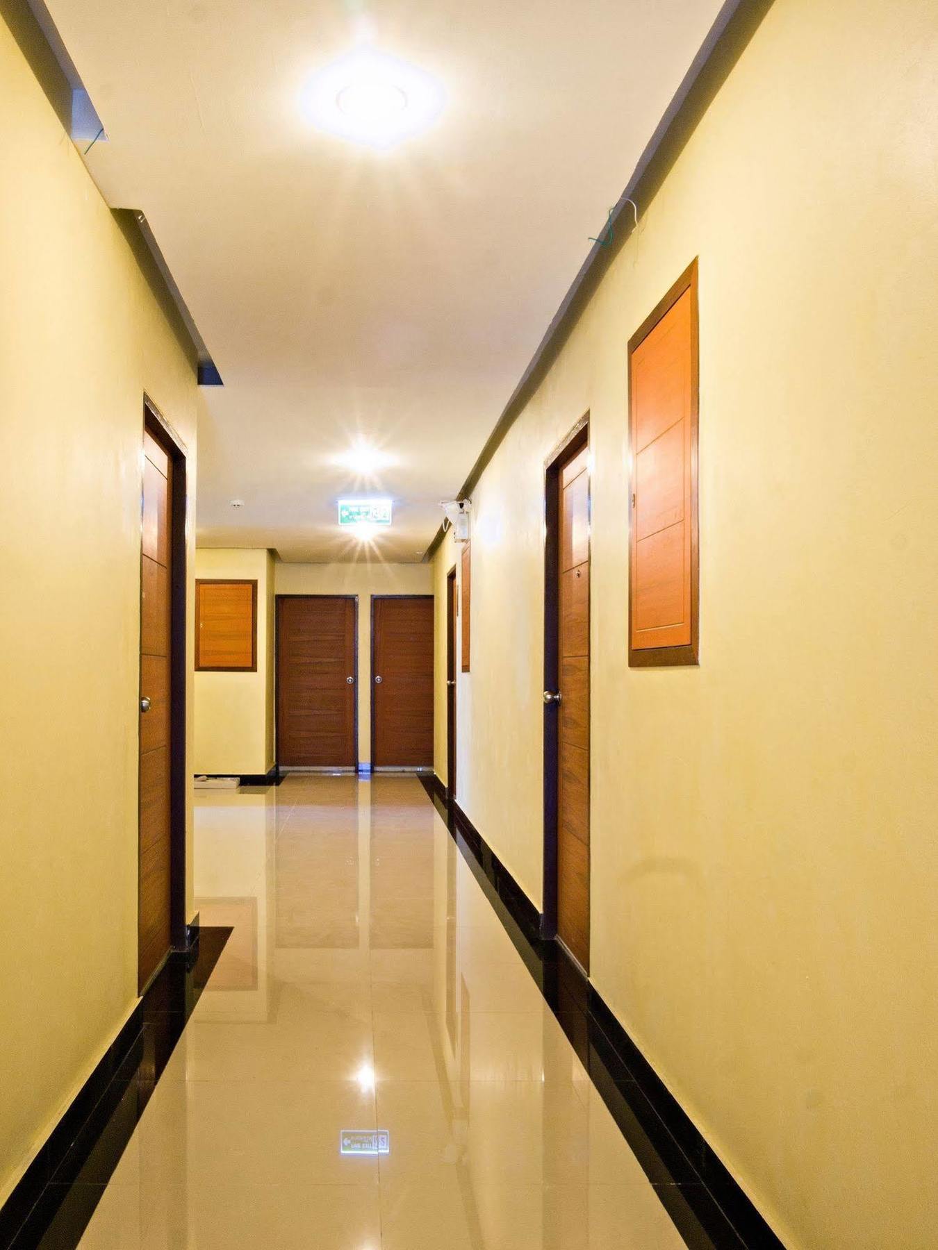 Nrv Place Apart Hotel Bangkok Zewnętrze zdjęcie